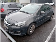 opel astra j lim. 4türig del año 2015 2