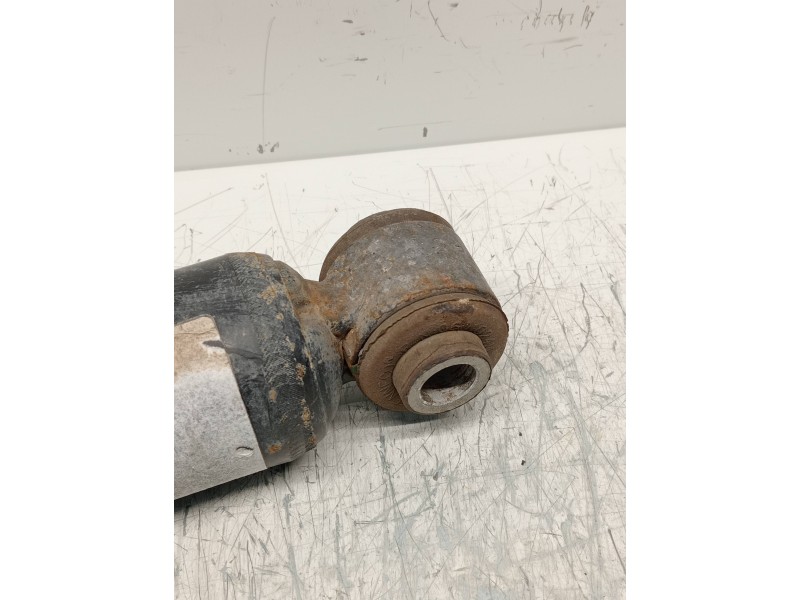 Recambio de amortiguador trasero derecho para ford focus turnier active referencia OEM IAM JX6118080EVG  