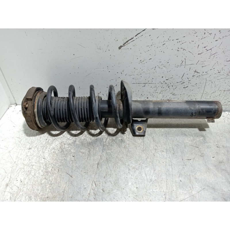 Recambio de amortiguador delantero derecho para seat leon (1p1) referencia OEM IAM 1T0413031FG 824904001297 