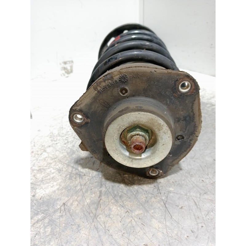 Recambio de amortiguador delantero derecho para seat leon (1p1) referencia OEM IAM 1T0413031FG 824904001297 