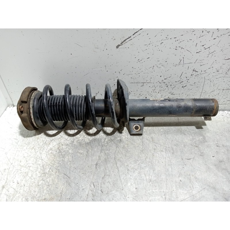 Recambio de amortiguador delantero izquierdo para seat leon (1p1) referencia OEM IAM 1T0413031FG 824904001297 