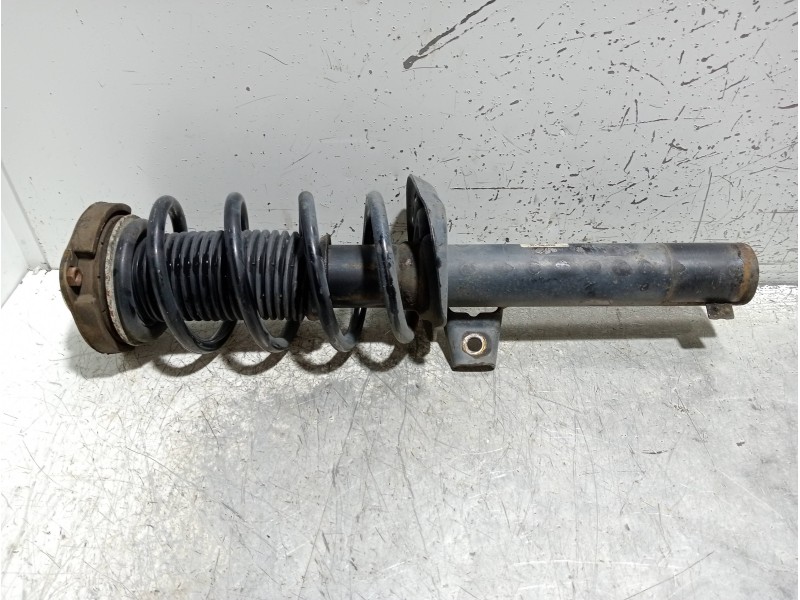 Recambio de amortiguador delantero izquierdo para seat leon (1p1) referencia OEM IAM 1T0413031FG 824904001297 