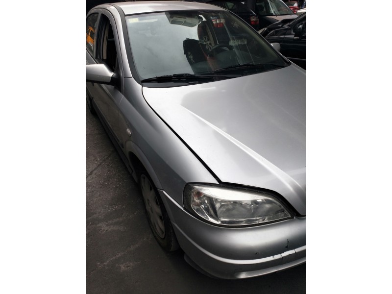opel astra g berlina del año 1998