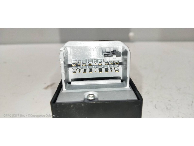 Recambio de mando elevalunas delantero izquierdo para toyota prius (nhw20) basis referencia OEM IAM 8482047050  