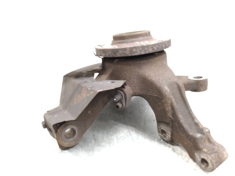 Recambio de mangueta delantera izquierda para peugeot expert tepee l2h1 premium referencia OEM IAM 364693  