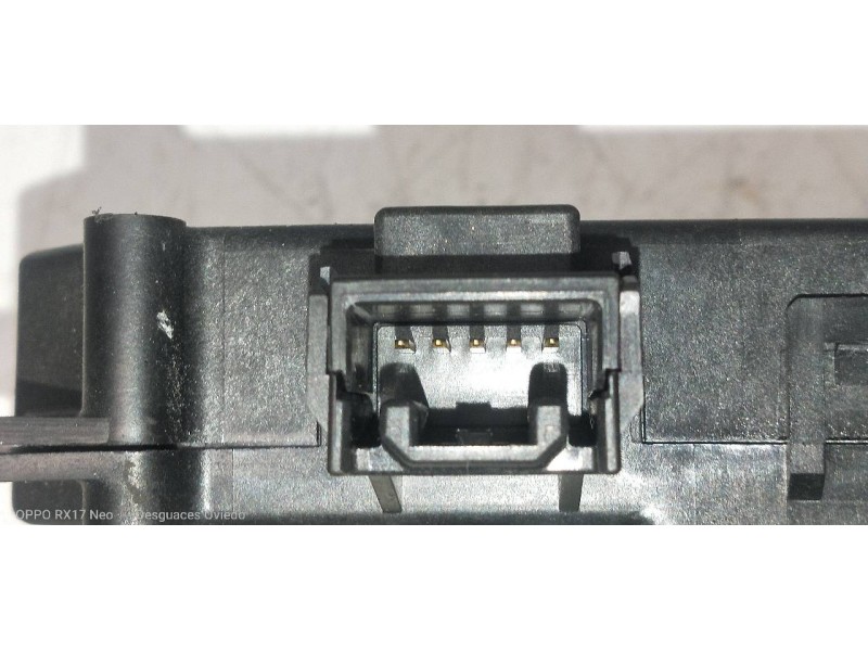 Recambio de motor apertura trampillas climatizador para toyota prius (nhw20) basis referencia OEM IAM 0637007960  