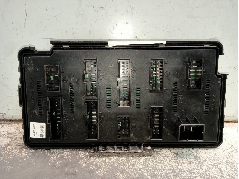 Recambio de caja reles / fusibles para ssangyong actyon 200 xdi referencia OEM IAM 10L26D AK7083 