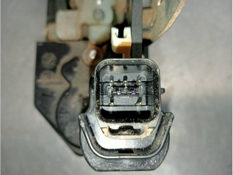 Recambio de motor cierre centralizado delantero izquierdo para ssangyong actyon 200 xdi referencia OEM IAM   