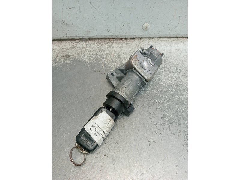 Recambio de conmutador de arranque para volkswagen polo (9n1) trendline referencia OEM IAM 4B0905851  