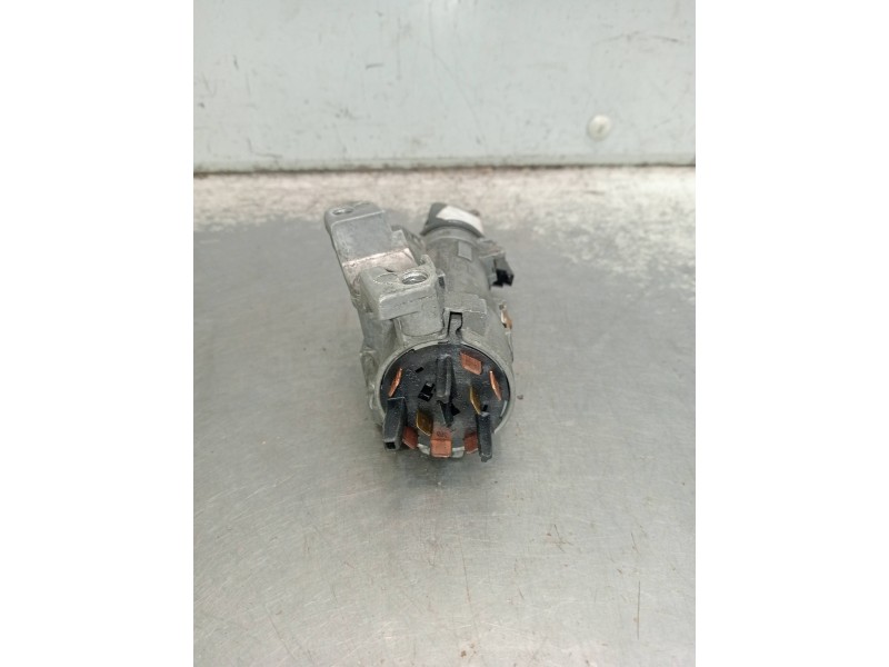 Recambio de conmutador de arranque para volkswagen polo (9n1) trendline referencia OEM IAM 4B0905851  