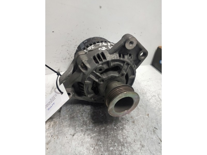 Recambio de alternador para audi 80 2.0 i referencia OEM IAM 0120485047  