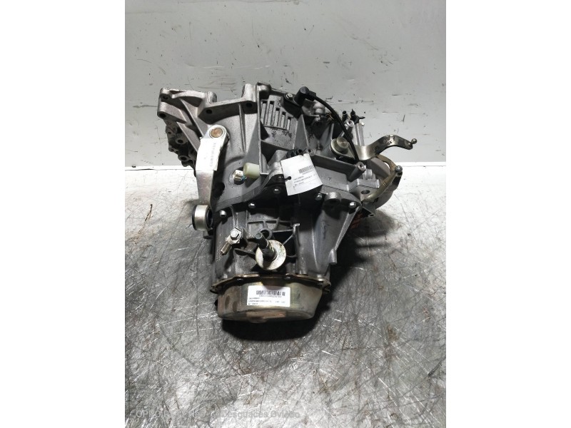 Recambio de caja cambios para citroen xantia berlina 1.6 referencia OEM IAM 20CL52 5507324B 