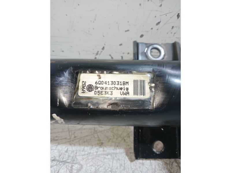 Recambio de amortiguador delantero izquierdo para volkswagen polo (9n1) trendline referencia OEM IAM 6Q0413031BM  