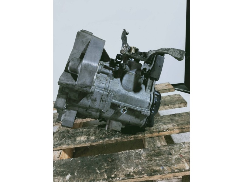 Recambio de caja cambios para volkswagen polo (9n1) trendline referencia OEM IAM GSB 23043 48 0196 5V