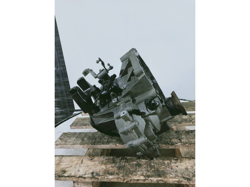 Recambio de caja cambios para volkswagen polo (9n1) trendline referencia OEM IAM GSB 23043 48 0196 5V