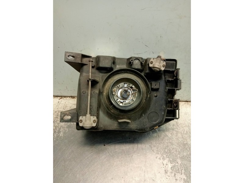 Recambio de faro derecho para mitsubishi montero (v20/v40) 2800 td gl (4-ptas.) referencia OEM IAM 11037746  