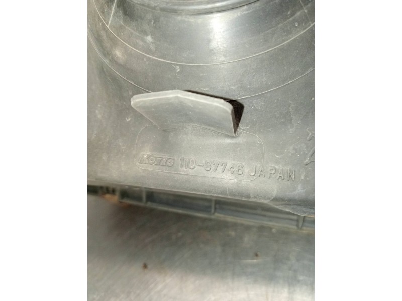 Recambio de faro derecho para mitsubishi montero (v20/v40) 2800 td gl (4-ptas.) referencia OEM IAM 11037746  