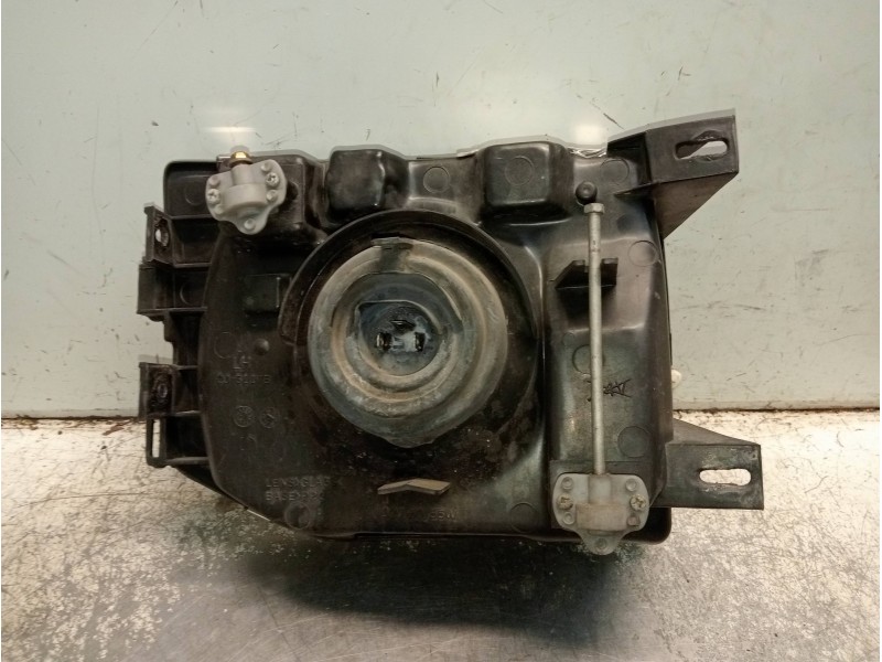 Recambio de faro izquierdo para mitsubishi montero (v20/v40) 2800 td gl (4-ptas.) referencia OEM IAM 203117B  