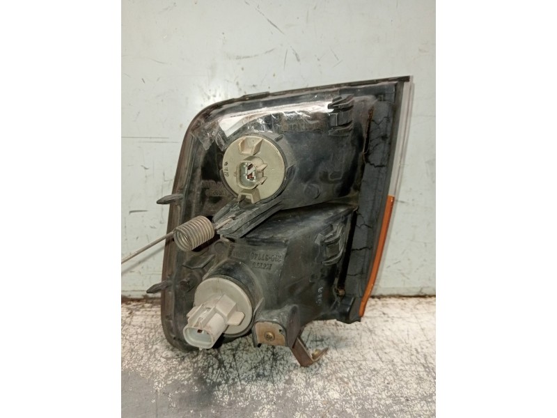 Recambio de piloto delantero derecho para mitsubishi montero (v20/v40) 2800 td gl (4-ptas.) referencia OEM IAM 21037746  