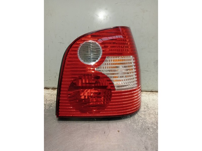 Recambio de piloto trasero derecho para volkswagen polo (9n1) trendline referencia OEM IAM 6Q6945096G 6Q6945112A 