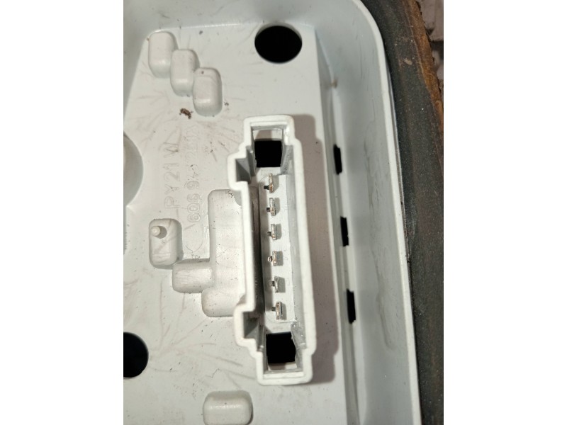 Recambio de piloto trasero derecho para volkswagen polo (9n1) trendline referencia OEM IAM 6Q6945096G 6Q6945112A 