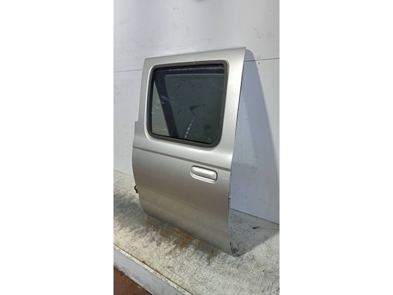 Recambio de puerta trasera izquierda para nissan pick-up (d22) cabina doble challenge 4x4 referencia OEM IAM   4P