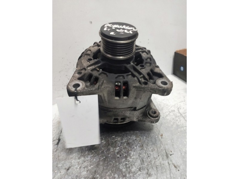 Recambio de alternador para renault kangoo dynamique referencia OEM IAM 0124525139  