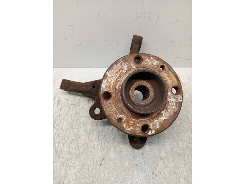 Recambio de mangueta delantera izquierda para renault rapid/express (f40) 1.3 básico familiar / rl (f406) referencia OEM IAM   