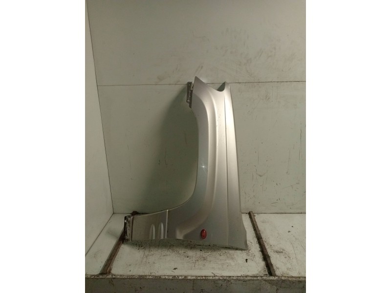 Recambio de aleta delantera izquierda para jeep gr.cherokee (wj/wg) 2.7 crd cat referencia OEM IAM   