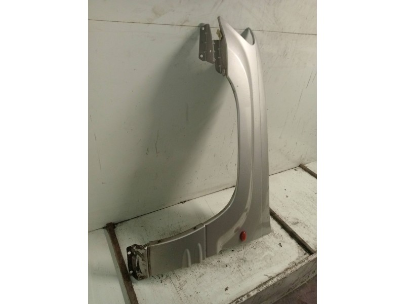 Recambio de aleta delantera izquierda para jeep gr.cherokee (wj/wg) 2.7 crd cat referencia OEM IAM   