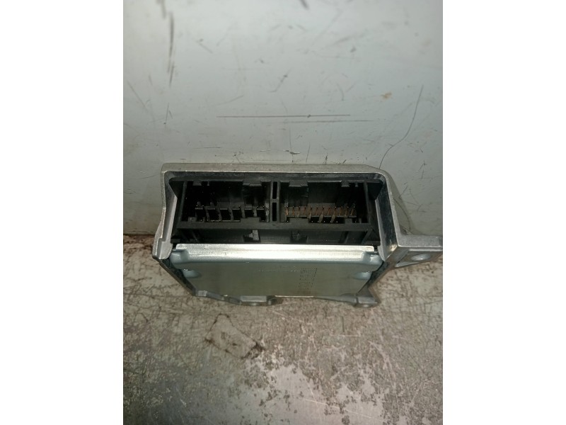 Recambio de centralita airbag para citroen c3 selection referencia OEM IAM 9673657880 618300400 