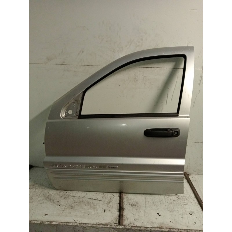 Recambio de puerta delantera izquierda para jeep gr.cherokee (wj/wg) 2.7 crd cat referencia OEM IAM  5P 