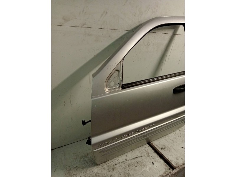Recambio de puerta delantera izquierda para jeep gr.cherokee (wj/wg) 2.7 crd cat referencia OEM IAM  5P 