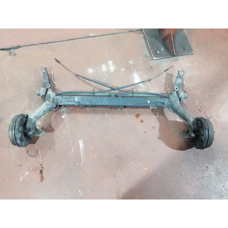 Recambio de puente trasero para renault rapid/express (f40) 1.3 básico familiar / rl (f406) referencia OEM IAM   