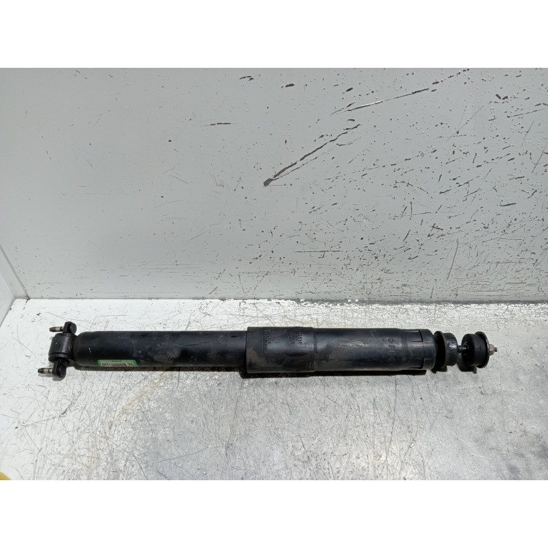 Recambio de amortiguador delantero izquierdo para jeep gr.cherokee (wj/wg) 2.7 crd cat referencia OEM IAM P52088900AN  