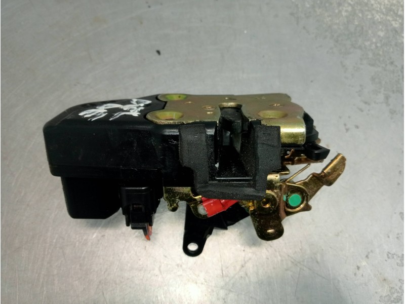 Recambio de motor cierre centralizado delantero derecho para jeep gr.cherokee (wj/wg) 2.7 crd cat referencia OEM IAM 2694J  