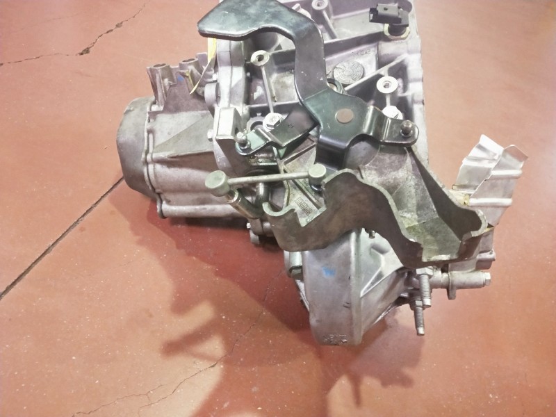 Recambio de caja cambios para citroen c5 berlina 2.0 16v cat (rfn / ew10j4) referencia OEM IAM 20DL30 3066646A 