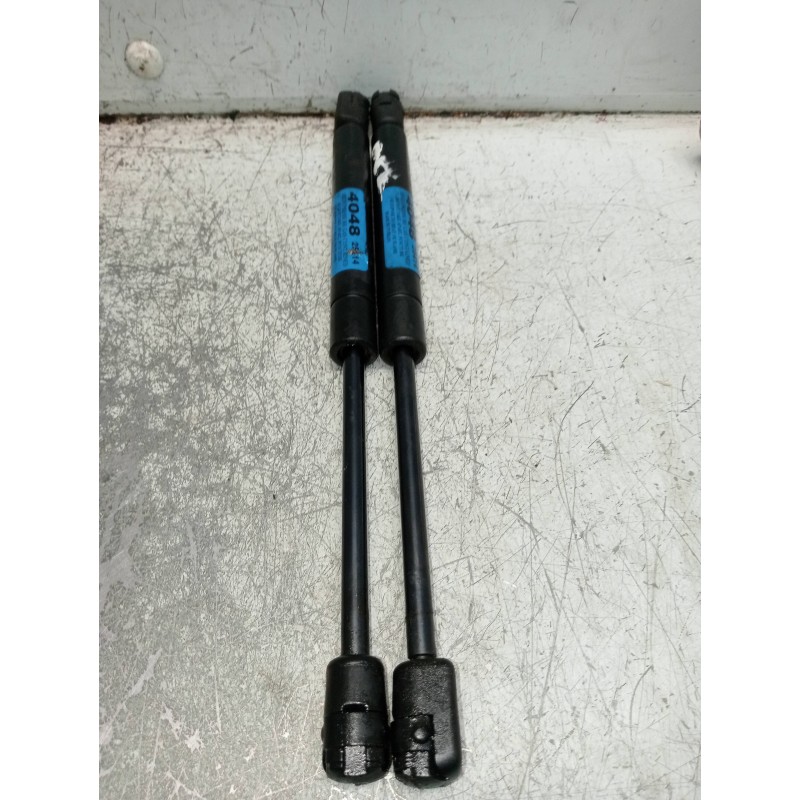 Recambio de amortiguadores capo para jeep gr.cherokee (wj/wg) 2.7 crd cat referencia OEM IAM 4048 25414 