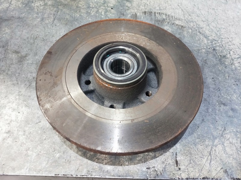 Recambio de disco freno trasero para renault scenic iii dynamique referencia OEM IAM   