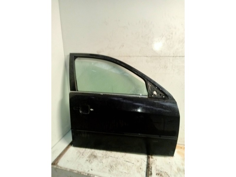 Recambio de puerta delantera derecha para ford mondeo berlina (ge) ambiente (06.2003) (d) referencia OEM IAM  4P 
