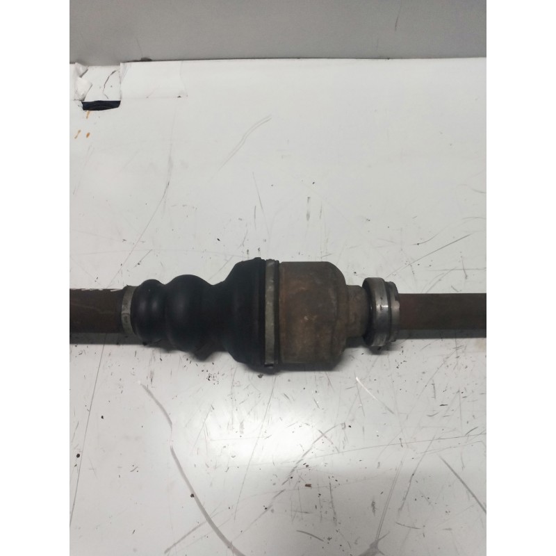 Recambio de transmision delantera derecha para citroen xsara berlina 1.4 hdi referencia OEM IAM 9623687380  