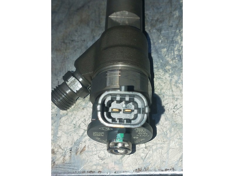 Recambio de inyector para renault espace v intens referencia OEM IAM 0445110546  BOSCH