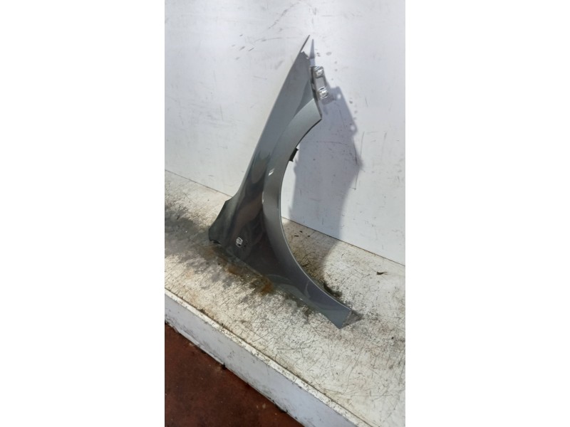 Recambio de aleta delantera derecha para seat toledo (kg3) style referencia OEM IAM   