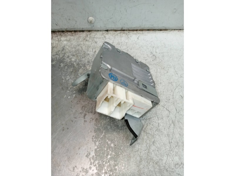 Recambio de modulo electronico para toyota prius (nhw20) basis referencia OEM IAM 1129001131 8965047210 
