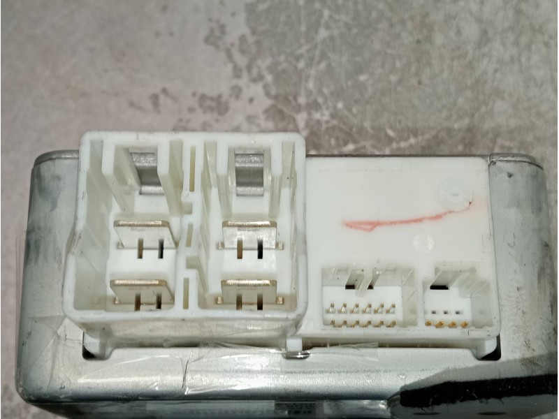 Recambio de modulo electronico para toyota prius (nhw20) basis referencia OEM IAM 1129001131 8965047210 