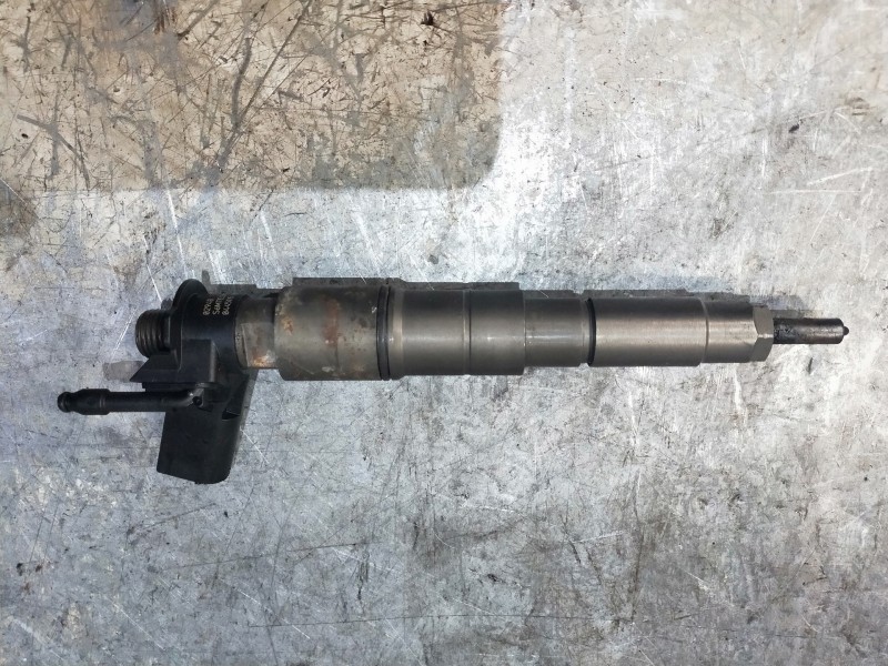 Recambio de inyector para bmw serie 6 coupe (e63) 635d referencia OEM IAM 0445115050 779604204 BOSCH