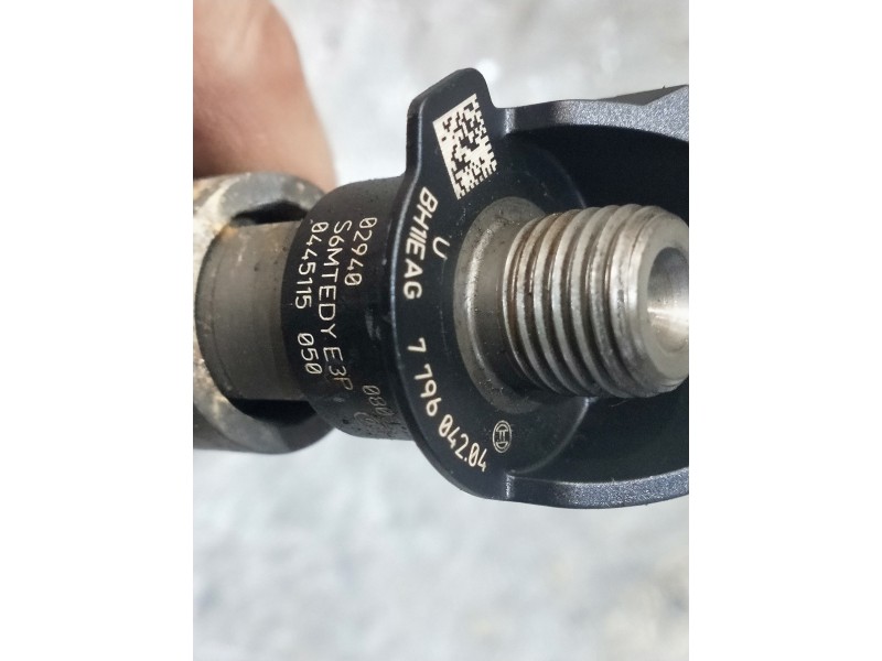 Recambio de inyector para bmw serie 6 coupe (e63) 635d referencia OEM IAM 0445115050 779604204 BOSCH