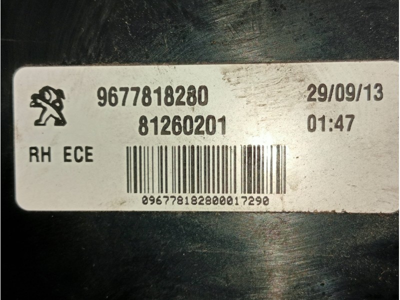 Recambio de piloto trasero derecho interior para peugeot 308 access referencia OEM IAM 9677818280 81260201 