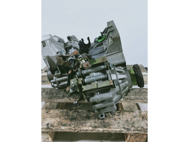 Recambio de caja cambios para audi a3 (8l) 1.6 ambiente referencia OEM IAM DUU 04050 14 9 5V