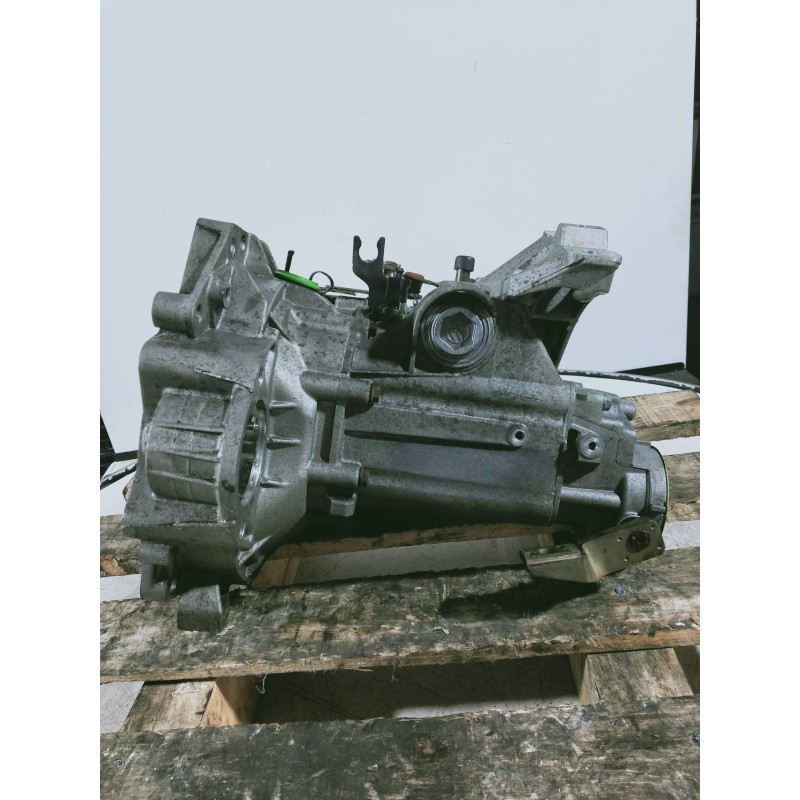 Recambio de caja cambios para audi a3 (8l) 1.6 ambiente referencia OEM IAM DUU 04050 14 9 5V